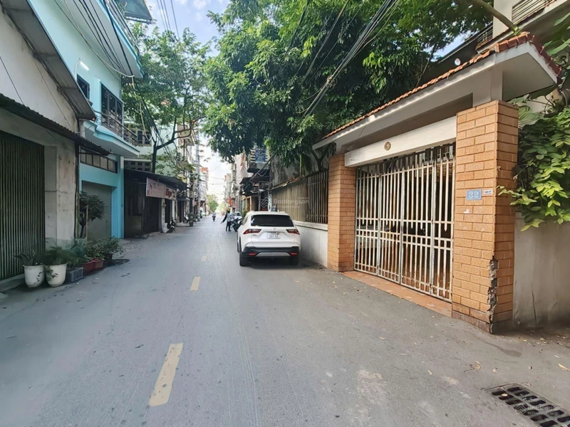 Cực hiếm Tân Thành Đồng Kỵ 49,4m2 - sẵn sổ. Chỉ 2 nhà ra đường 3 ô tô tránh. Giá chỉ 1,55 tỷ