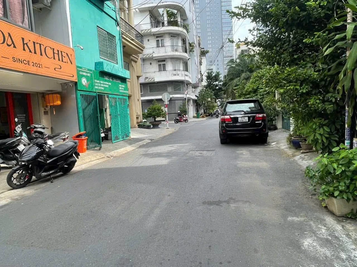 Cho thuê nhà hẻm 5PN 4WC 72m² Nguyễn Văn Thương - 24 triệu/tháng - Ảnh thu nhỏ 4