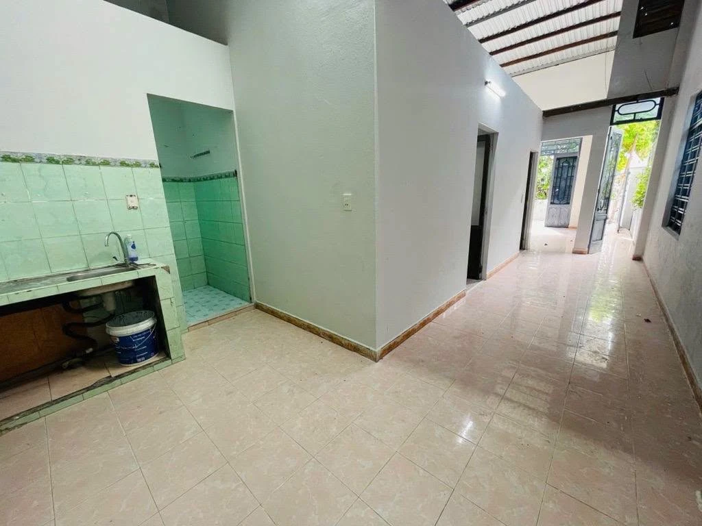 Bán đất 80m2 tặng nhà cấp 4, ngang 5m, đường Cách Mạng Tháng 8, Cẩm Lệ, Đà Nẵng - Ảnh thu nhỏ 3