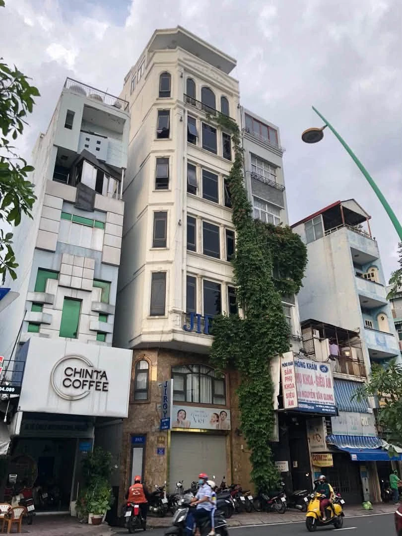 Bán tòa nhà góc 3 mặt tiền đường Trường Sa, Quận 3, 8 tầng, thang máy, giá 33 tỷ - Ảnh thu nhỏ 3