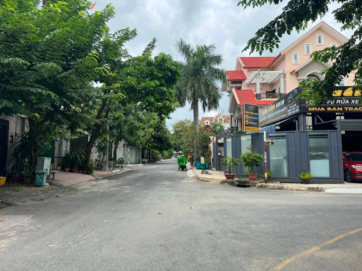 Bán đất biệt thự khu Văn Phòng Chính Phủ Vạn Phúc, Thủ Đức 200m2 giá 16,8 tỷ - Ảnh thu nhỏ 3