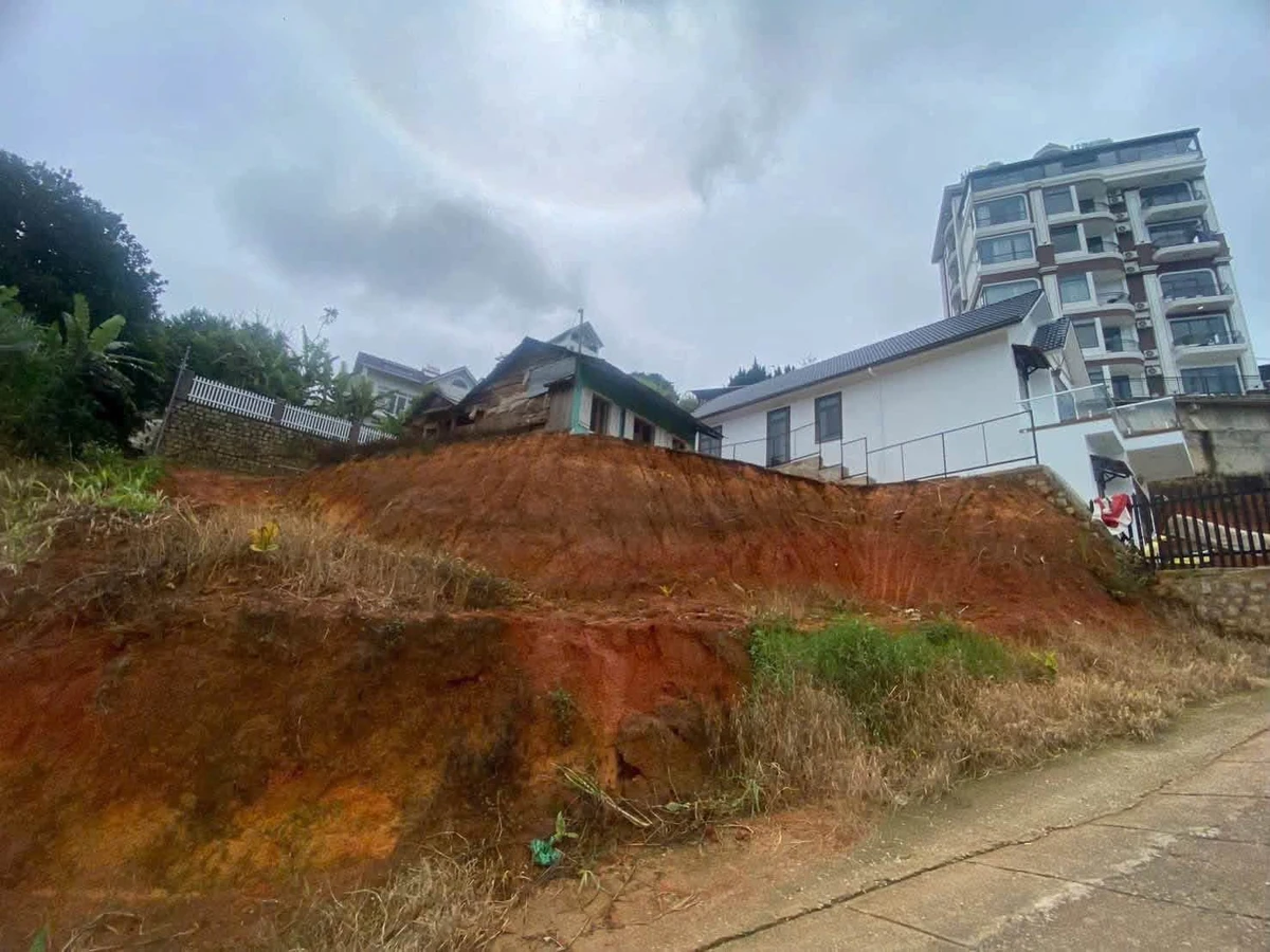 Bán nhà gỗ view đẹp 455m2 Đà Lạt - Ảnh thu nhỏ 2