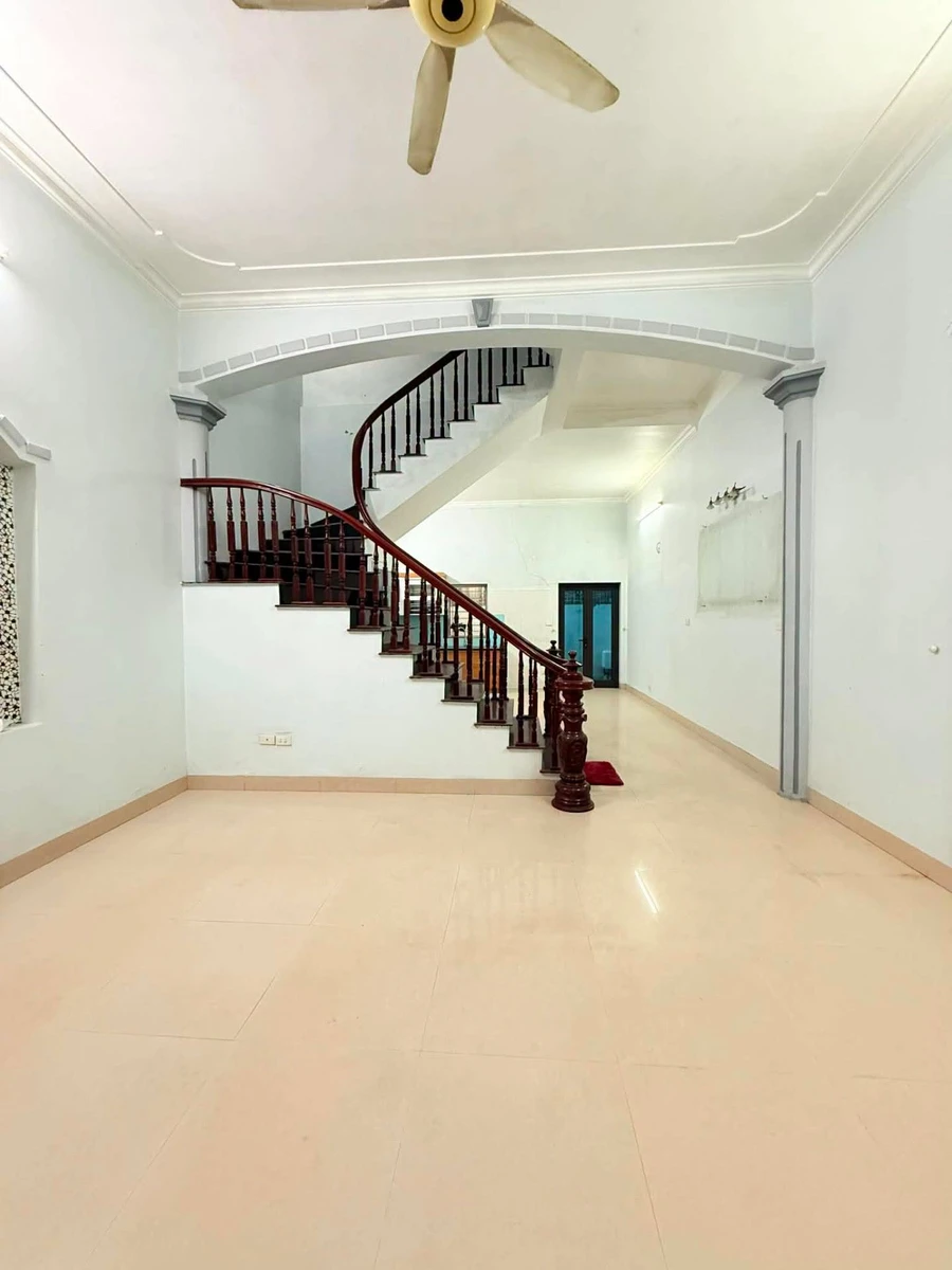 Bán đất tặng nhà 3 tầng 77m² Long Biên Hà Nội giá 11.6 tỷ - Ảnh 1
