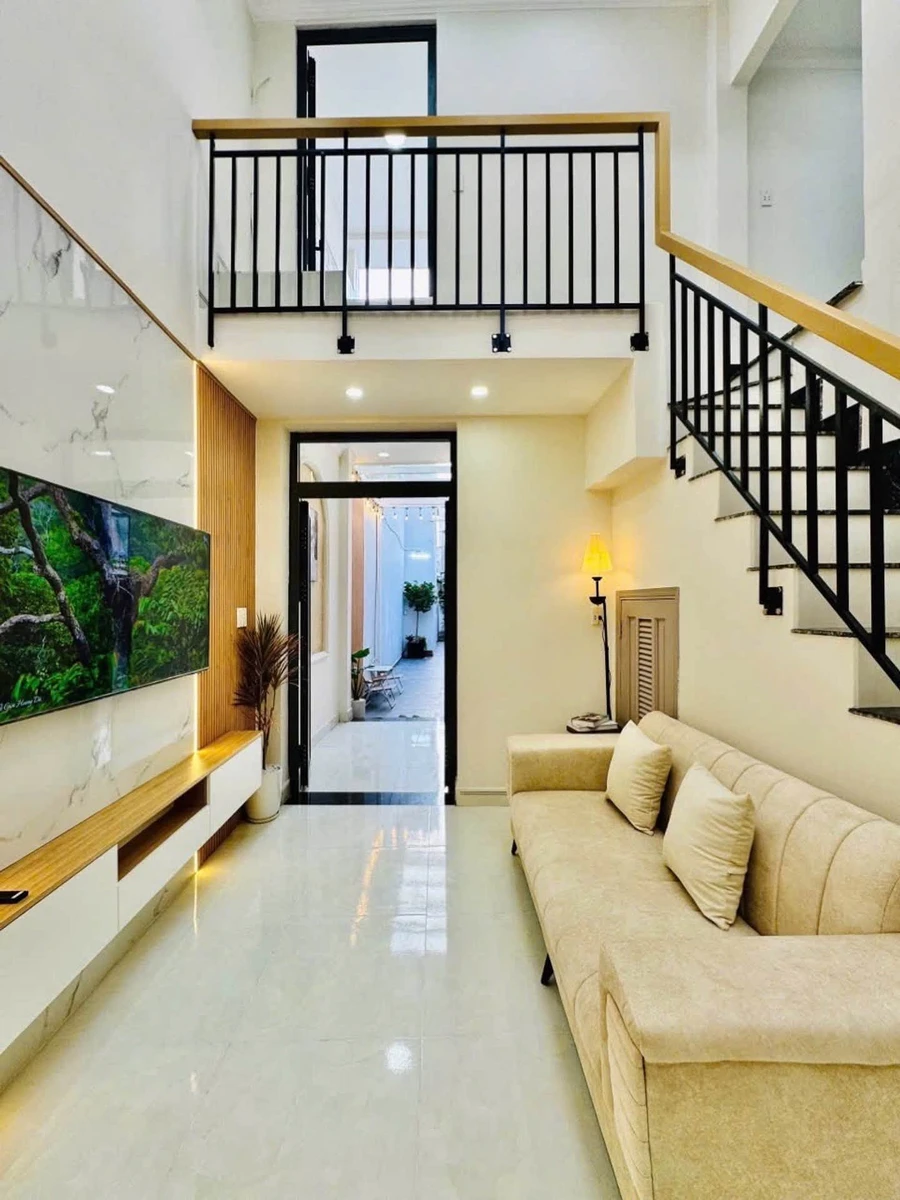 Bán nhà phố 70m2 full nội thất, 2 tầng lầu tại Bình Thạnh - Ảnh thu nhỏ 2