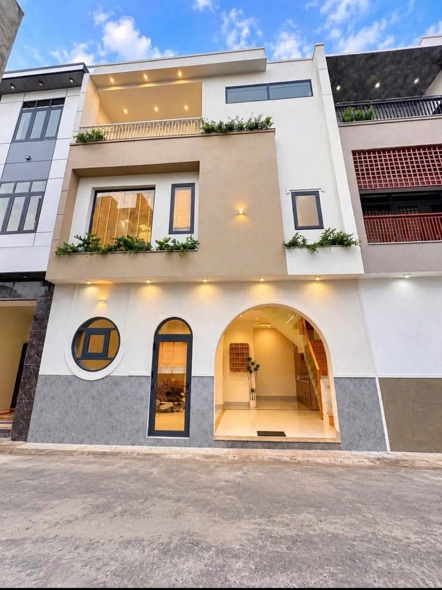 Bán nhà 1 trệt 2 lầu 180m2 Tam Hiệp Đồng Nai 4,55 tỷ - Ảnh 1