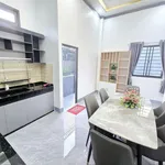 Bán nhà mới kiểu tân cổ điển 100m2, 2PN 2WC, tặng nội thất tại Hữu Định, Bến Tre - Ảnh thu nhỏ 4