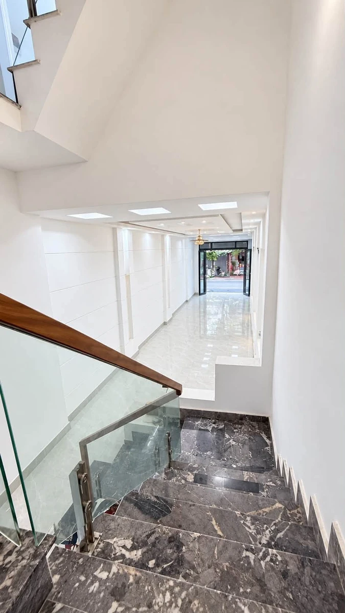 Bán nhà mặt phố Thiên Lôi, 100m2, 4 PN, 8 tỷ - Ảnh thu nhỏ 4