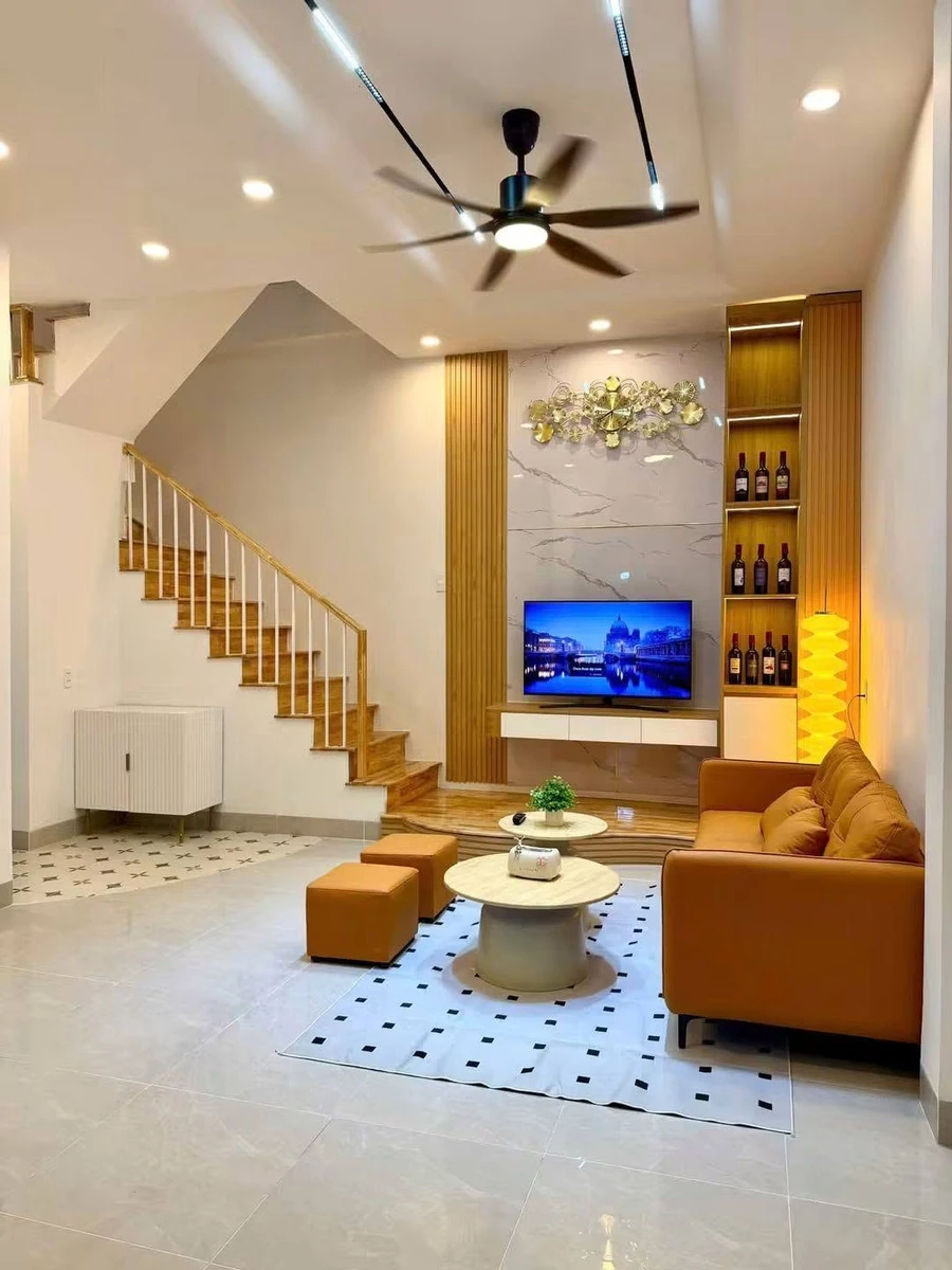 Bán nhà 3 tầng 42m² Nguyễn Thái Học Quy Nhơn - Ảnh thu nhỏ 2