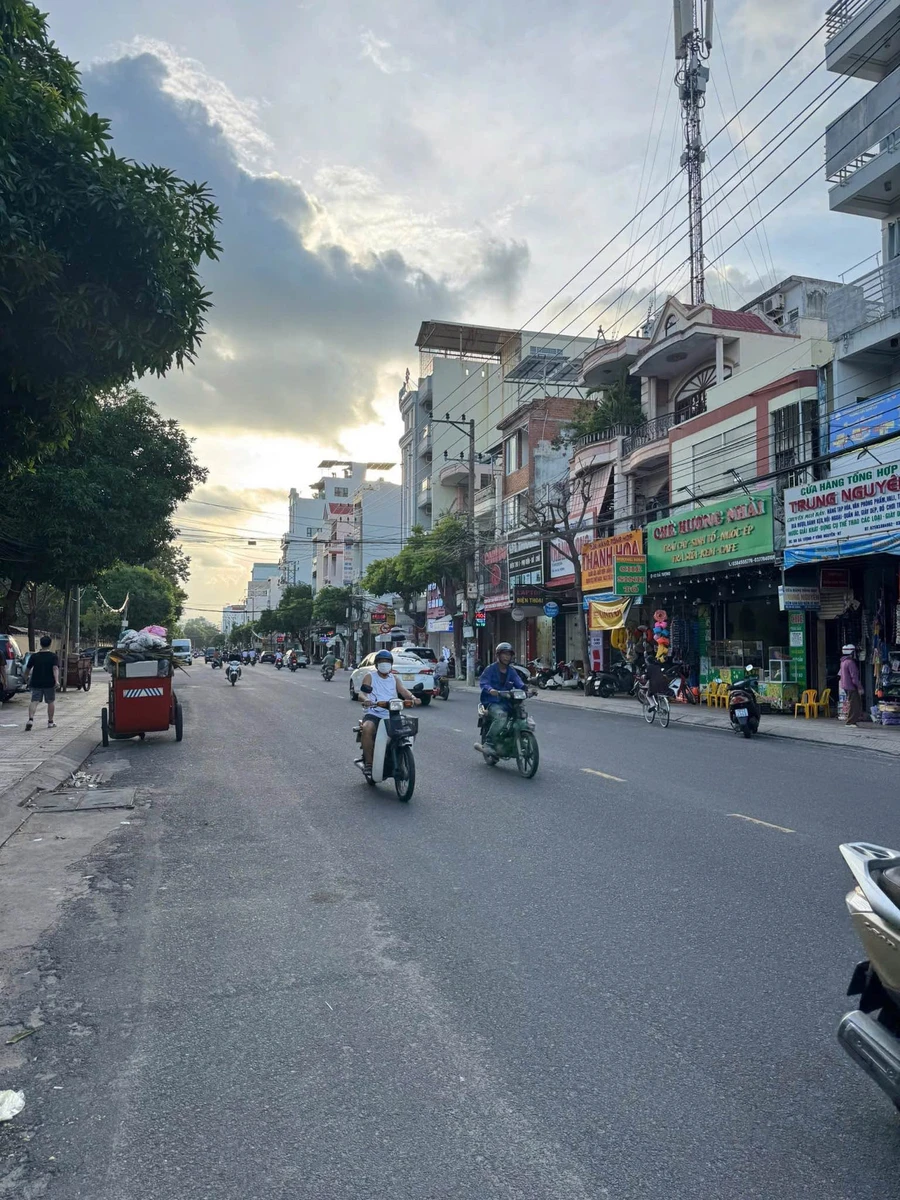 Bán đất 199m² hai mặt tiền Dã Tượng Nha Trang, 35 tỷ - Ảnh thu nhỏ 4