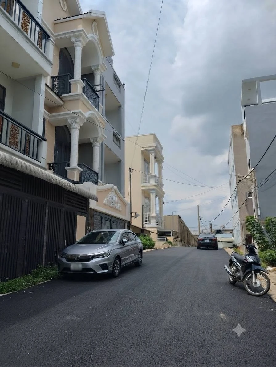 Bán nhà 4 tầng 56m² sát mặt tiền Nguyễn Duy Trinh 3,7 tỷ - Ảnh thu nhỏ 3