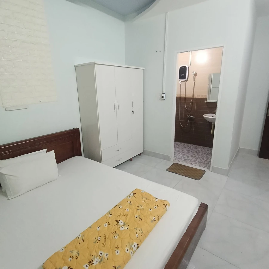 Cho thuê căn hộ mini 60m2 full nội thất, ban công, gần sân bay 3,5tr/tháng - Ảnh thu nhỏ 4