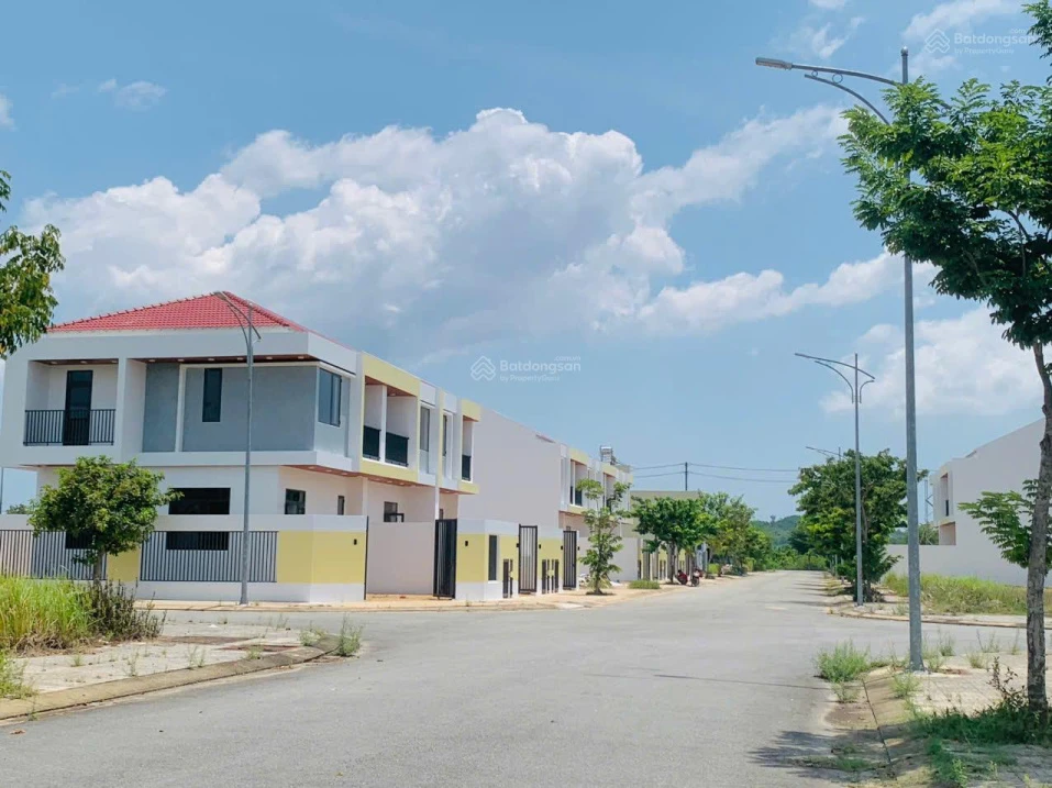 Vị trí đối diện đất trường học - Khu dịch vụ hỗn hợp VSIP Quảng Ngãi, giá 1,4 tỷ /132m2 - Ảnh thu nhỏ 4