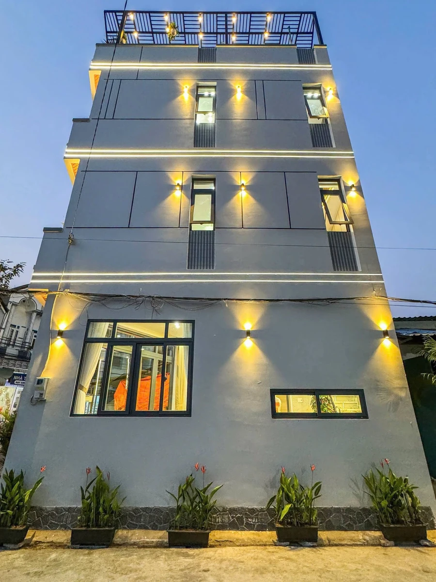 Bán nhà phố 4 tầng 135m2 góc 2 mặt tiền Cần Thơ - Ảnh thu nhỏ 3