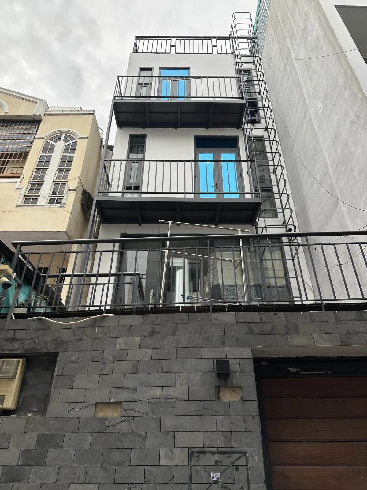 Bán CHDV Phú Nhuận 97m² 11,8 tỷ, 70tr/tháng cho thuê - Ảnh 1