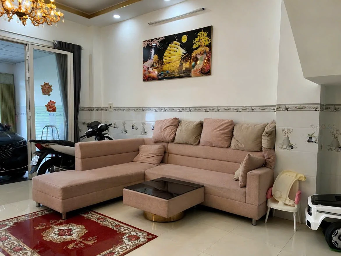 Bán nhà trệt lầu 100m² Tây Bắc 2 tỷ 850 - Ảnh 1