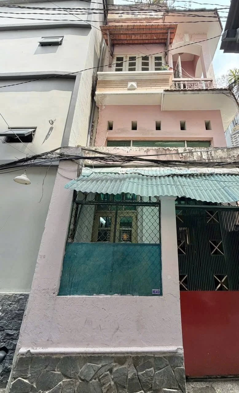 Bán nhà 35m2, 3 phòng, Nhật Tảo, Quận 10 - Ảnh 1