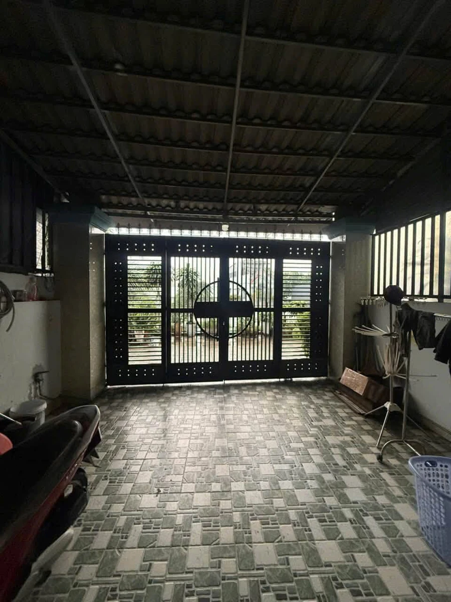 Bán nhà 1 trệt 1 lầu 120m², 4 phòng ngủ, giá 3,99 tỷ tại Tân Đông Hiệp, Dĩ An - Ảnh thu nhỏ 5