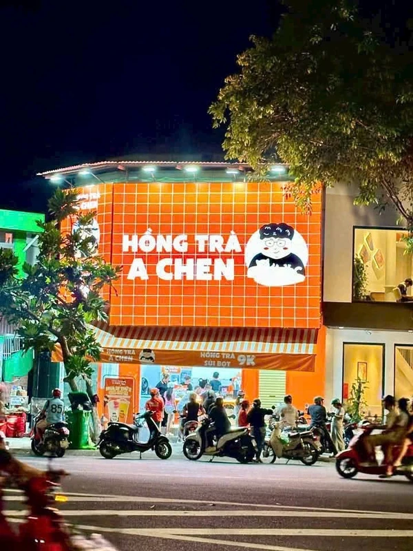 Bán nhà 2 tầng mặt tiền đường Phạm Văn Đồng, view biển Nha Trang, 30m2, 8,8 tỷ