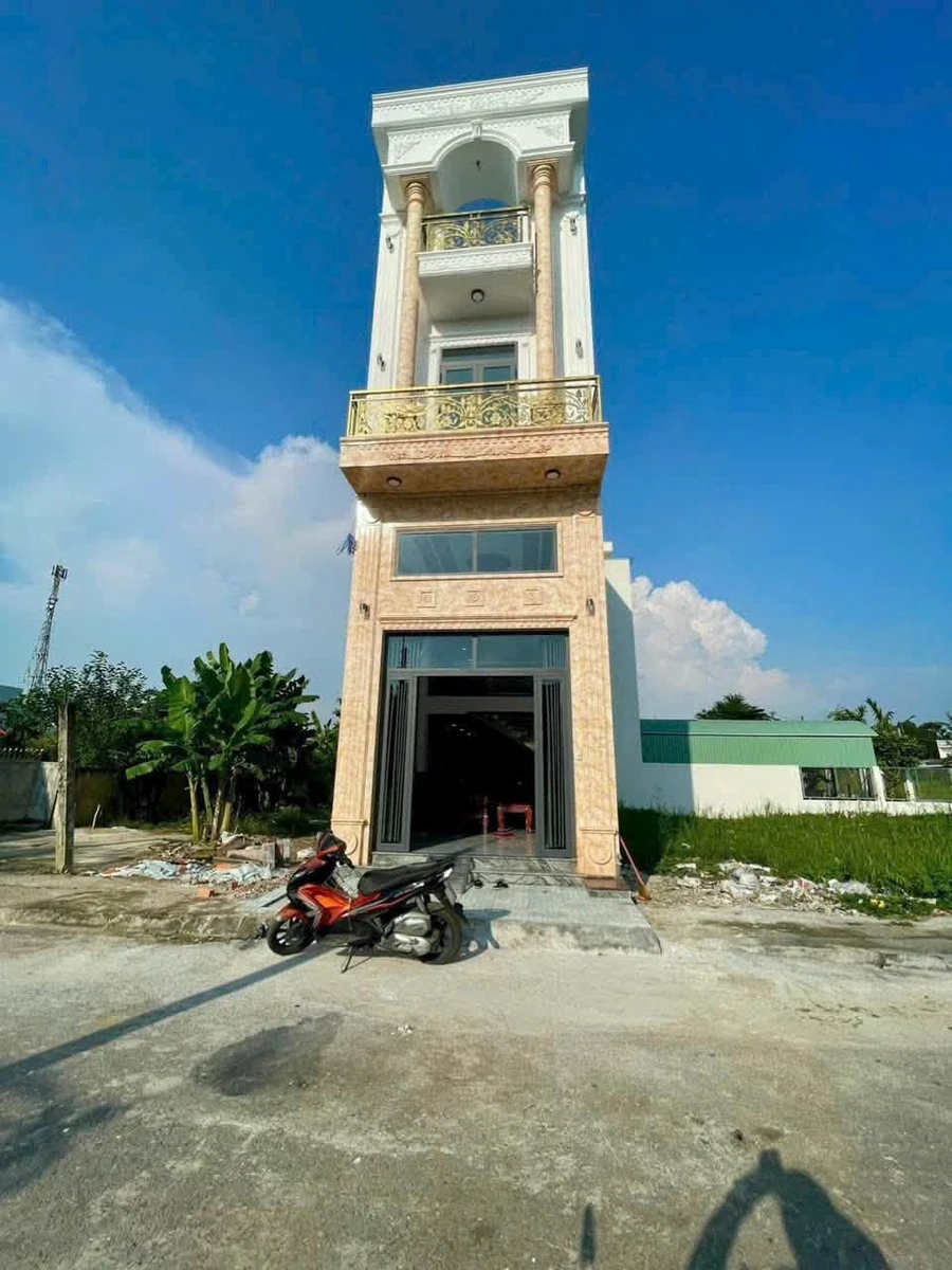 Bán nhà 1 trệt 3 lầu 4PN 60m2 KDC Thanh Yến, Phường 3, Tân An, Long An - Ảnh 1