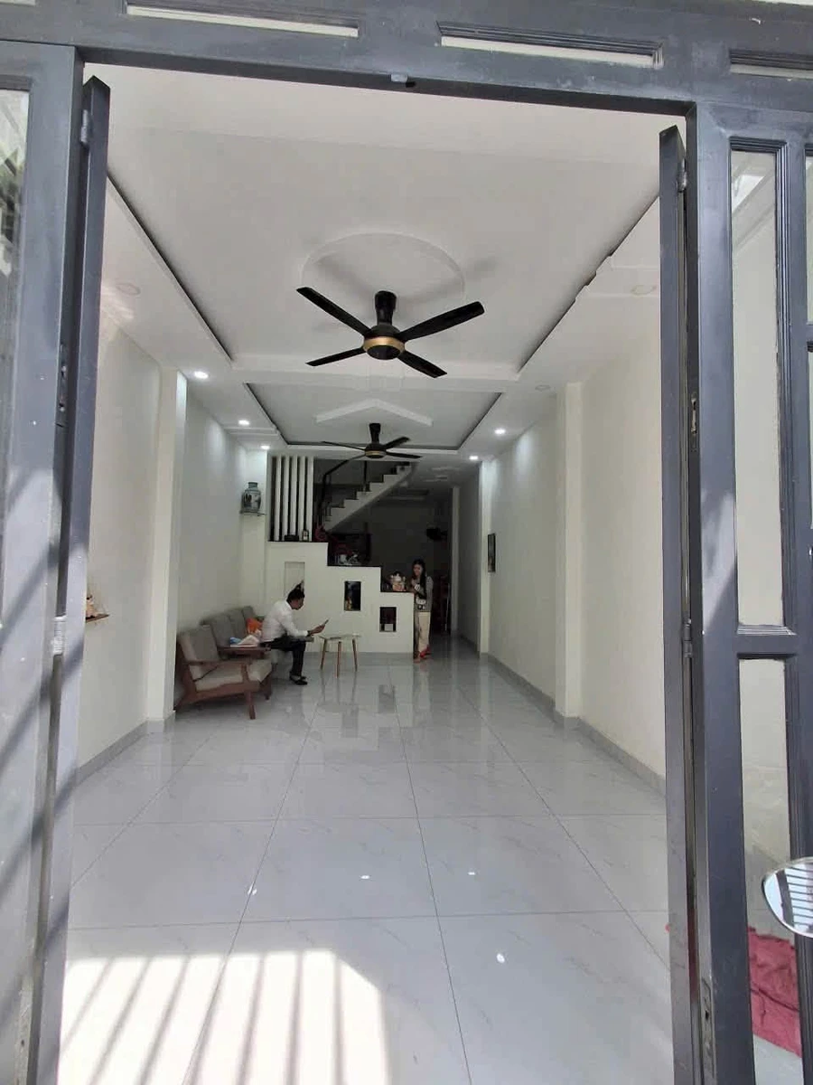 Bán nhà 1 trệt 2 lầu 68,5m² đường Hồ Văn Long, Bình Tân giá 5 tỷ - Ảnh thu nhỏ 4
