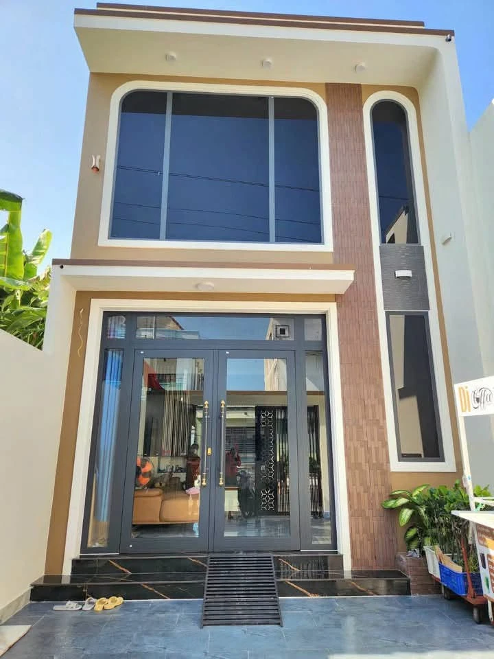 Bán nhà mặt tiền Văn Lang 100m² 3PN Rạch Sỏi - Ảnh 1