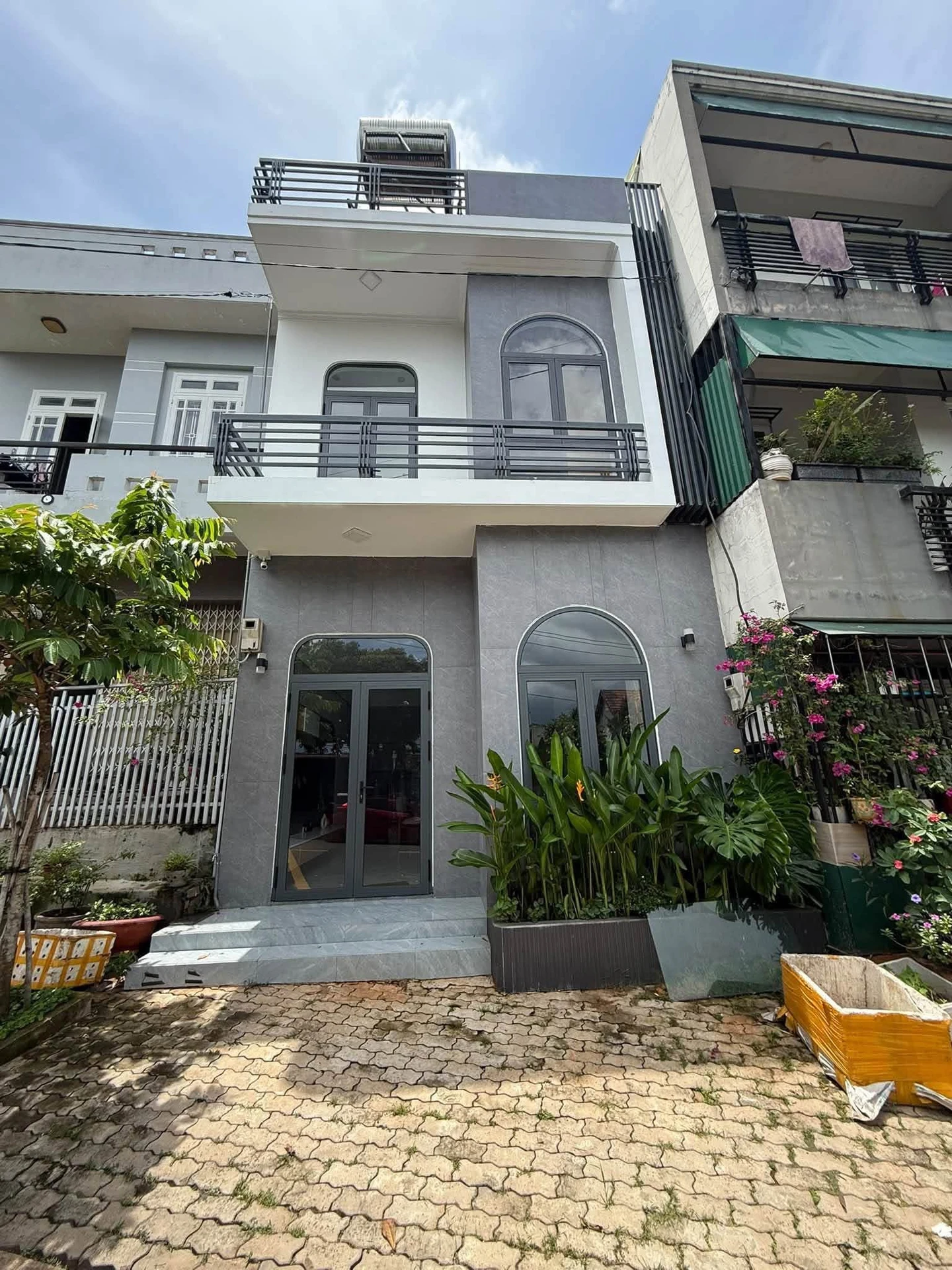 Bán nhà mặt tiền Nguyễn Tri Phương 90m² 2 tầng 3,99 tỷ - Ảnh 1