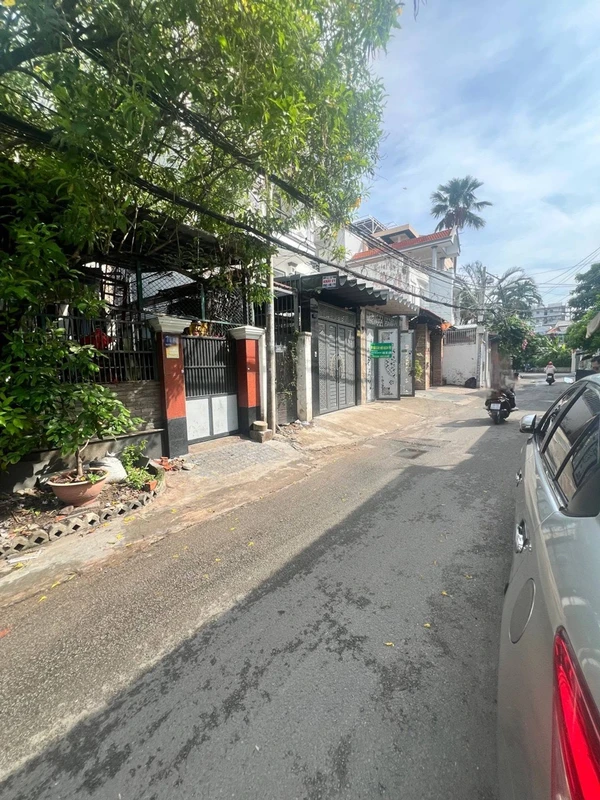 Bán đất mặt tiền thông Lê Quang Định x Hoàng Hoa Thám, 103m², ngang 7m, giá hơn 8 tỷ, Bình Thạnh