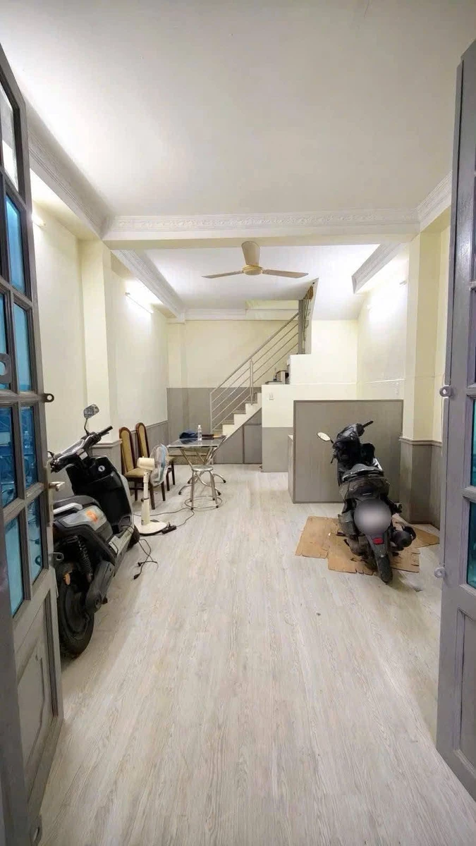Bán nhà hẻm Phú Hòa 3 tầng 3PN, 28m², 3,99 tỷ, gần chợ Tân Bình - Ảnh thu nhỏ 3