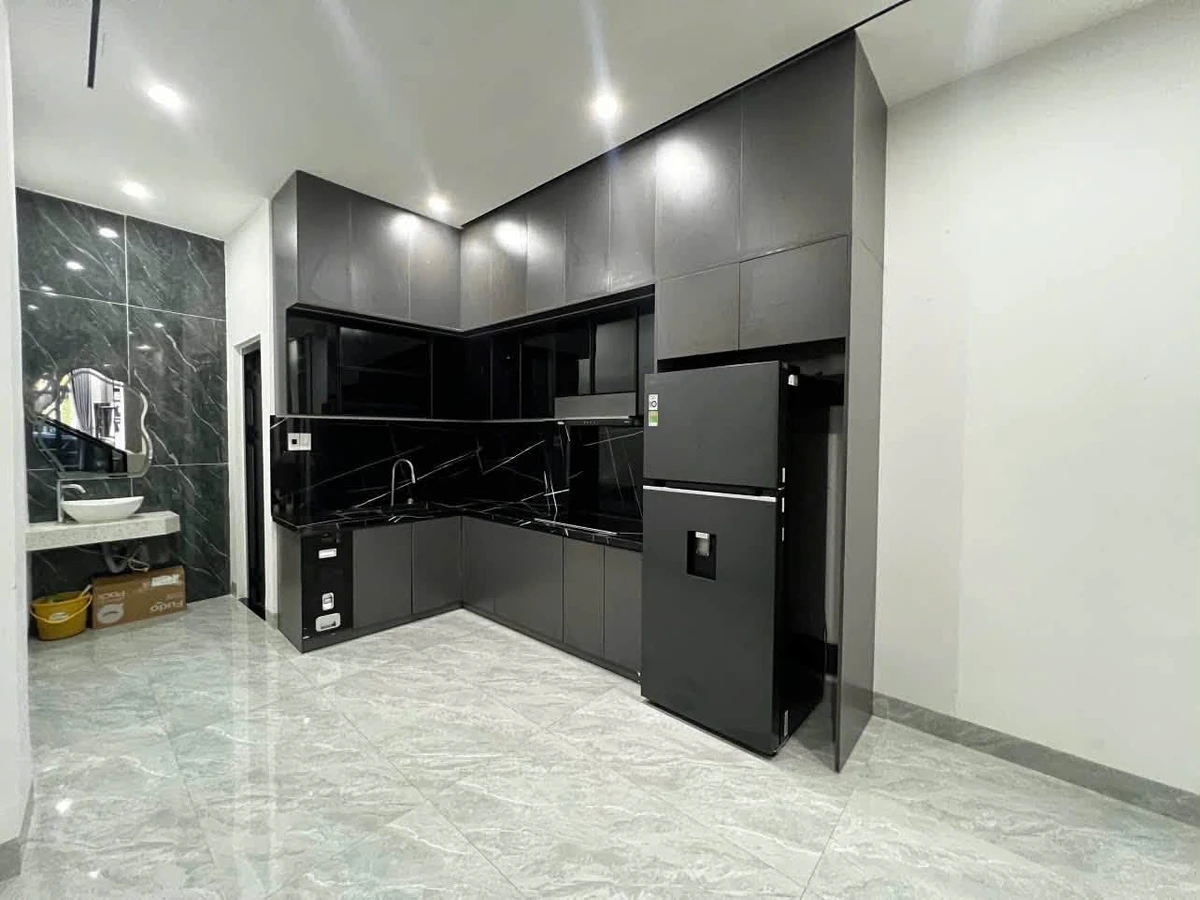 Cho thuê nhà mặt tiền Huỳnh Ngọc Huệ 50m2, 3 tầng, 3PN - Ảnh thu nhỏ 3