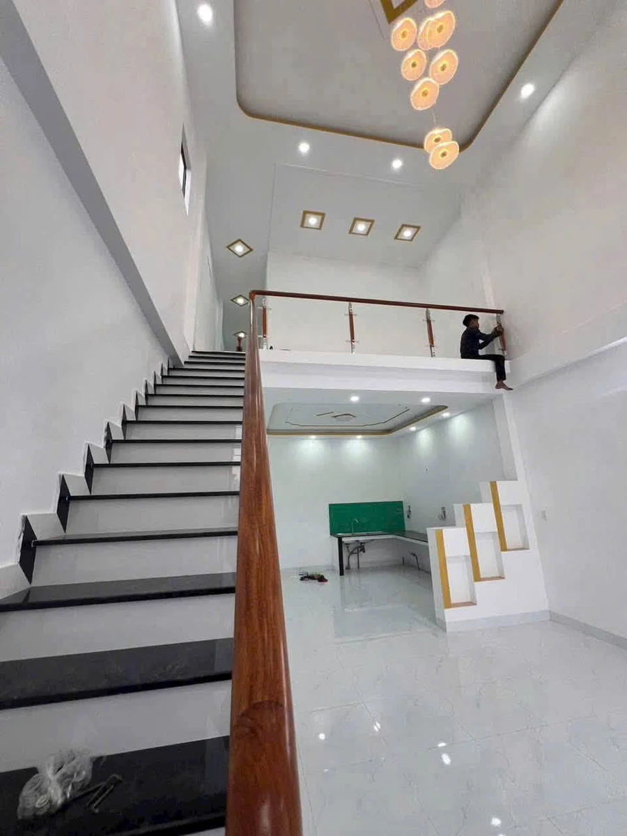 Bán nhà mới 1 trệt 1 lửng 5x20m, 3 phòng ngủ, giá 1,999 tỷ tại An Thạnh, Bến Lức - Ảnh thu nhỏ 3