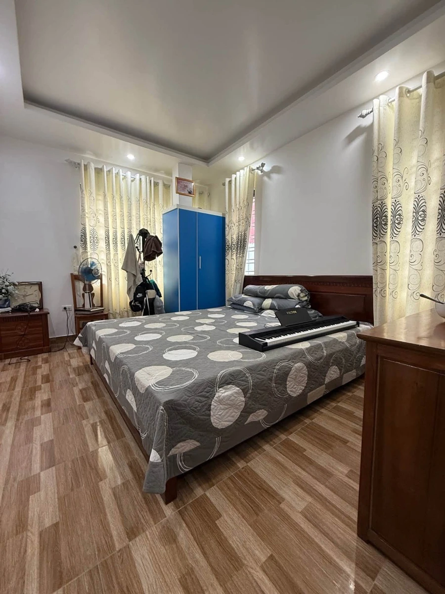Bán nhà 4 tầng 70m2 4 phòng ngủ Trần Nguyên Hãn 3.9 tỷ - Ảnh thu nhỏ 2