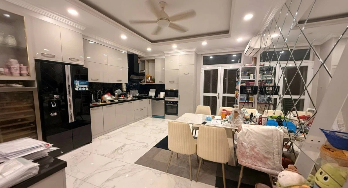 Bán biệt thự compound 95m2 4 tầng 4PN, sát Phan Xích Long, Bình Thạnh giá 23 tỷ - Ảnh thu nhỏ 2