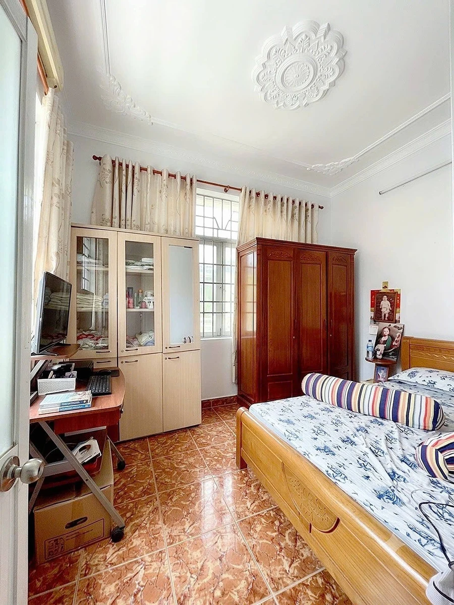 Bán nhà lô góc 2 mặt thoáng 2 tầng 60m² đường Phan Văn Hớn, Quận 12 - Ảnh thu nhỏ 2