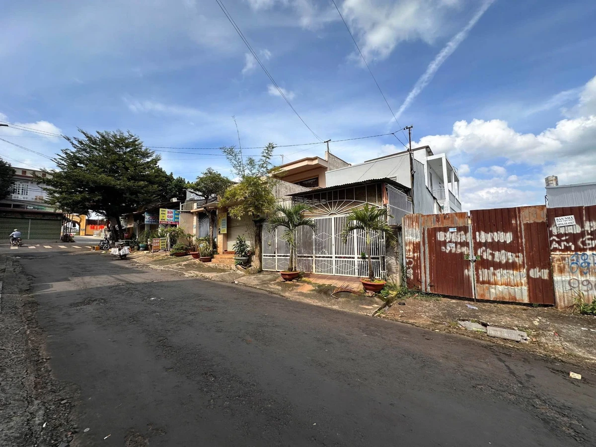 Bán đất mặt tiền 358m2 đường Nguyễn Cư Trinh, Buôn Ma Thuột giá 8,5 tỷ - Ảnh thu nhỏ 2