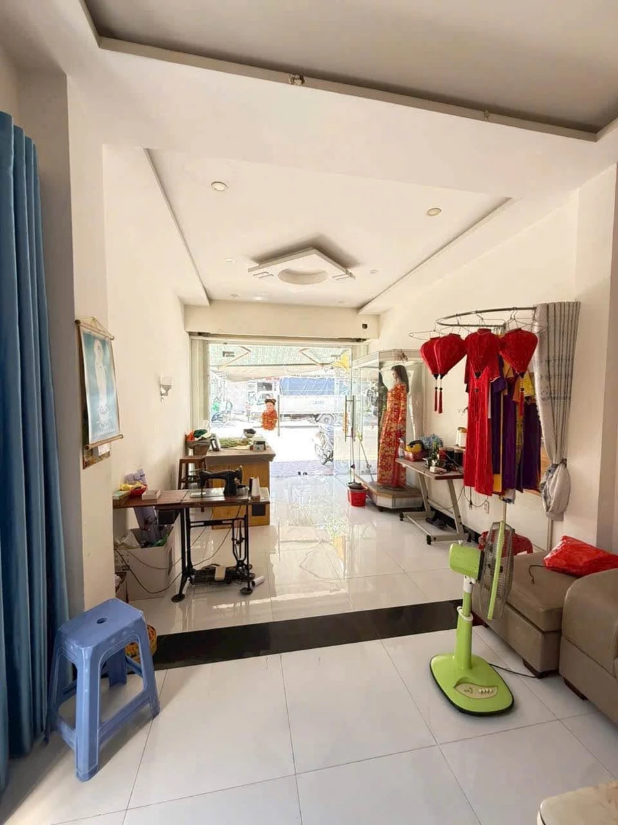 Nhà bán 2 mặt tiền kinh doanh Trần Hưng Đạo Phan Thiết 99.5m2 - Ảnh thu nhỏ 4