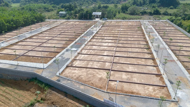Bán đất 80m² mặt đường Lạc Thuỷ 600 triệu