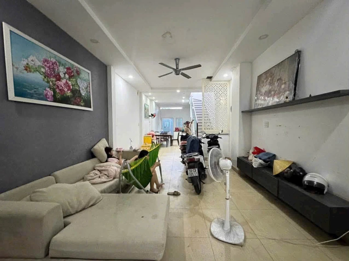 Bán nhà trệt lầu 100m2, 3PN, hẻm 4m đường 22 Linh Đông, Thủ Đức, giá 7,15 tỷ - Ảnh thu nhỏ 3