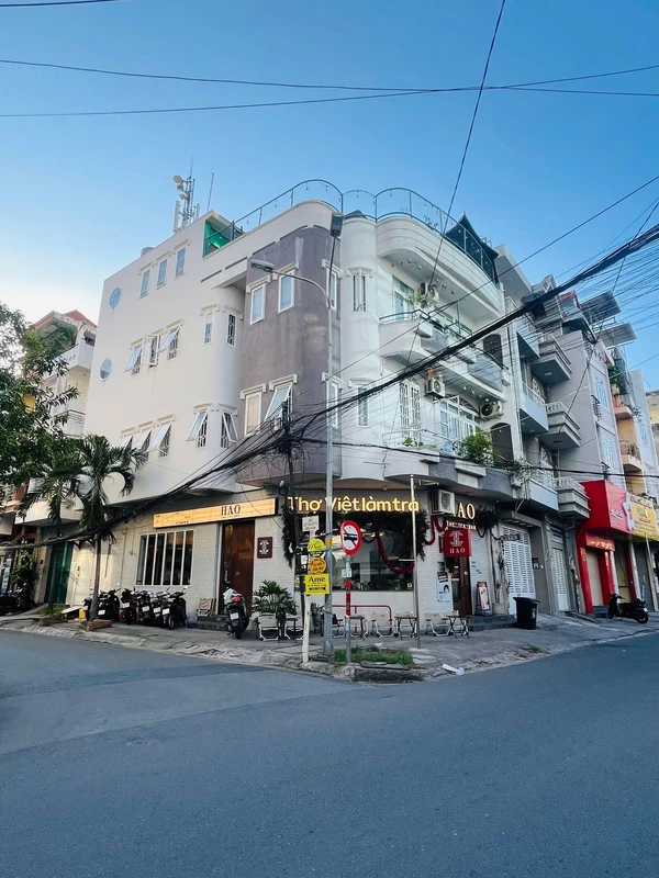 Bán nhà góc 2 mặt tiền 105m² sát ga Metro Bình Thạnh