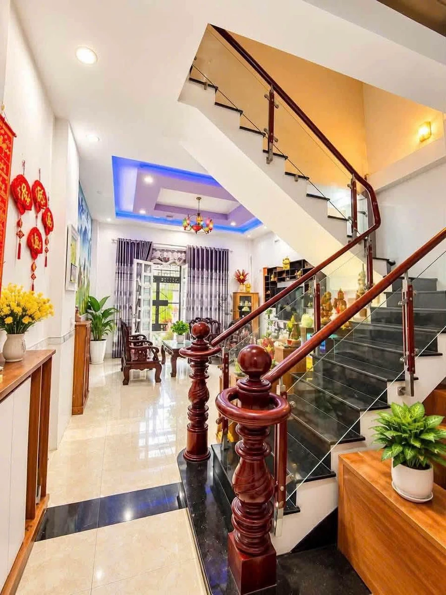 Bán nhà 4PN 92,5m² Dĩ An Bình Dương 3 tỷ 890 - Ảnh thu nhỏ 2
