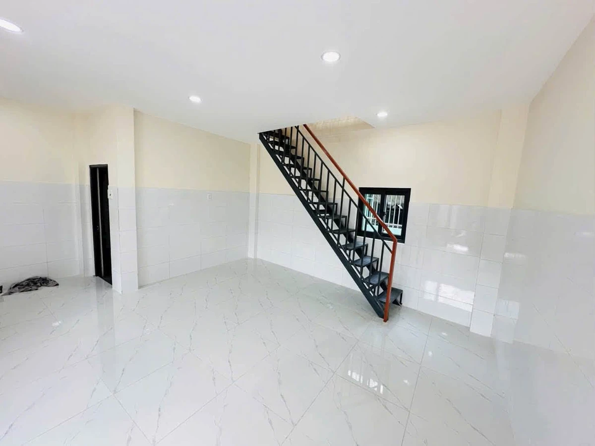 Bán nhà 2 tầng 39m2, 2PN 2WC, sổ hồng riêng tại Linh Xuân, Thủ Đức - Ảnh thu nhỏ 2