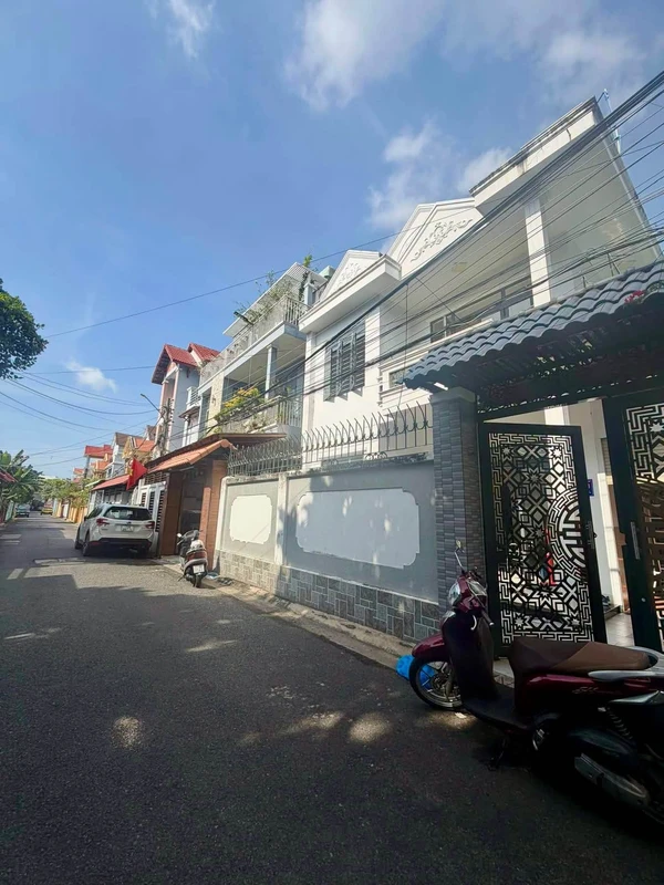 Bán nhà 3PN 119m2 đường Nguyễn Hới Vũng Tàu