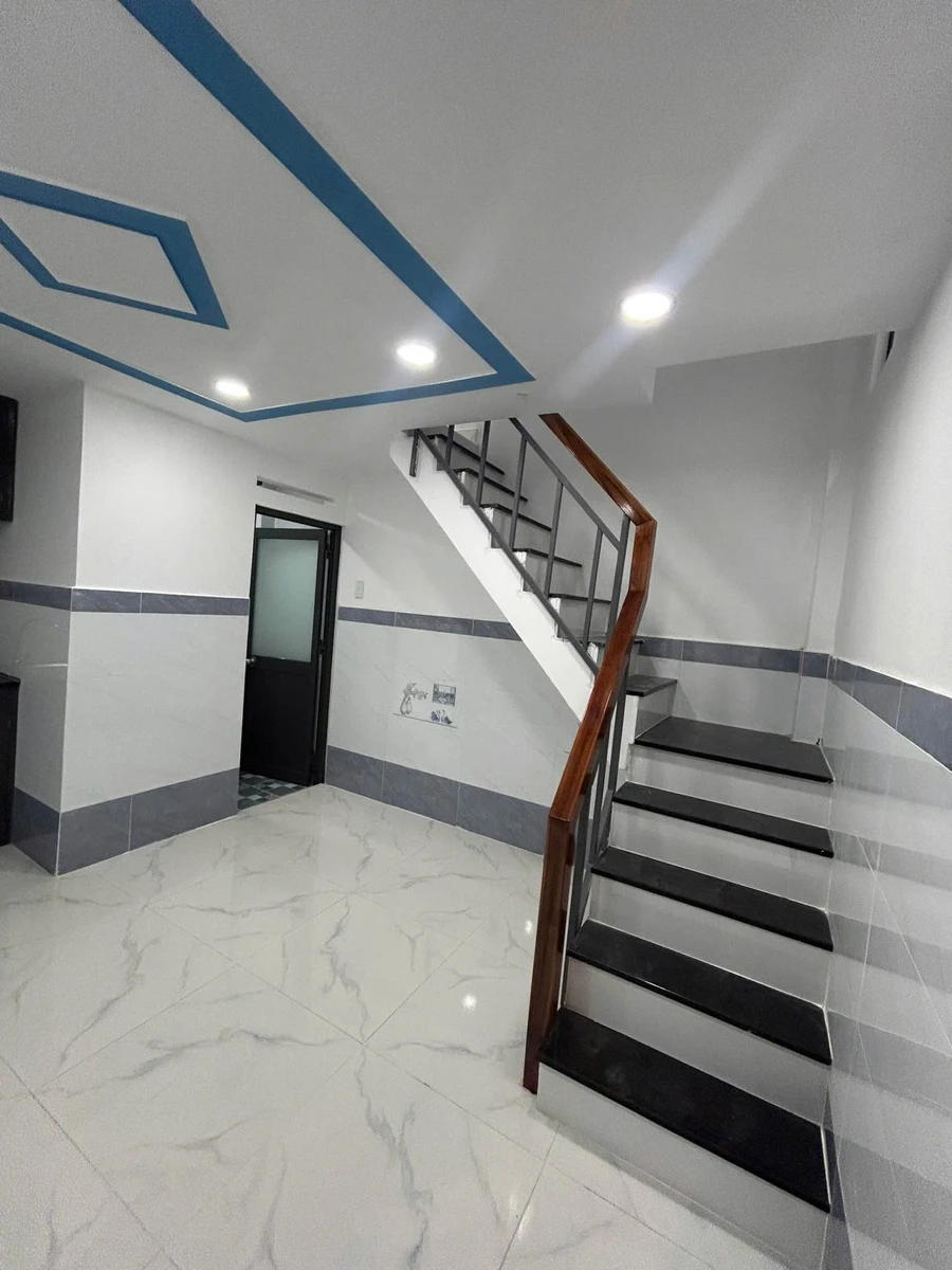 Bán nhà nhỏ hẻm xe hơi 3,8x5m, 1 trệt 1 phòng ngủ, gần chợ Bà Điểm, Hóc Môn - Ảnh thu nhỏ 3