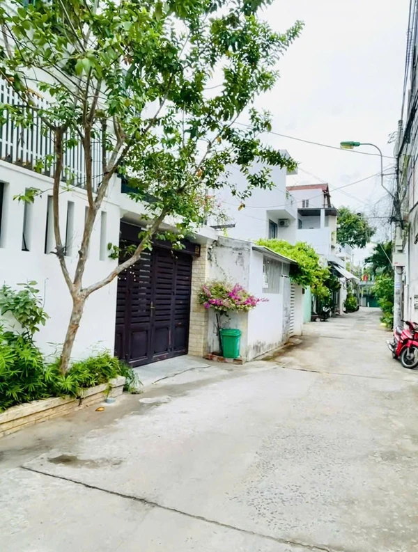 Bán nhà 2PN gần biển Nha Trang 68.9m² giá 5.2 tỷ