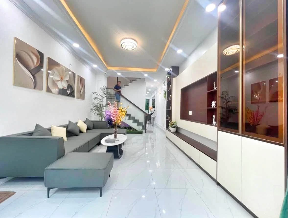 Nhà 4 tầng 66m² ngang 5m full nội thất Quận 7 - 7.2 tỷ - Ảnh thu nhỏ 4