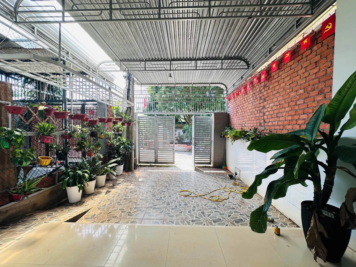 Bán gấp nhà hẻm xe hơi 143 Y Moan, 5x40m, thổ cư 100m2, giảm 400 triệu - Ảnh thu nhỏ 3