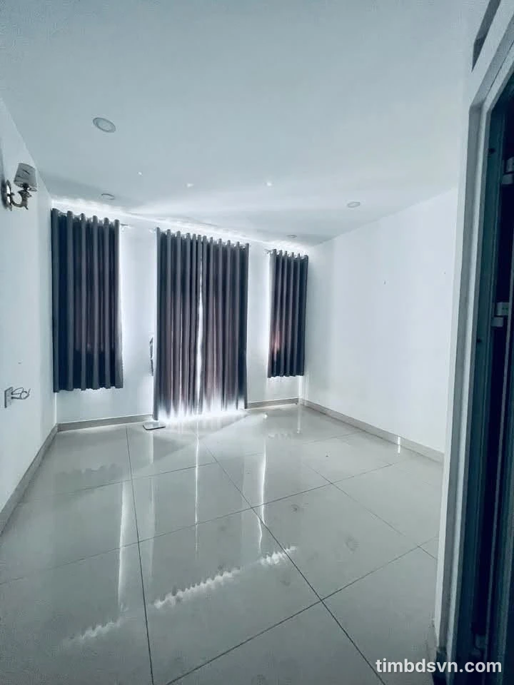 Cho thuê nhà phố Hà Huy Giáp Quận 12, 5PN 230m2, 10 triệu/tháng - Ảnh thu nhỏ 5
