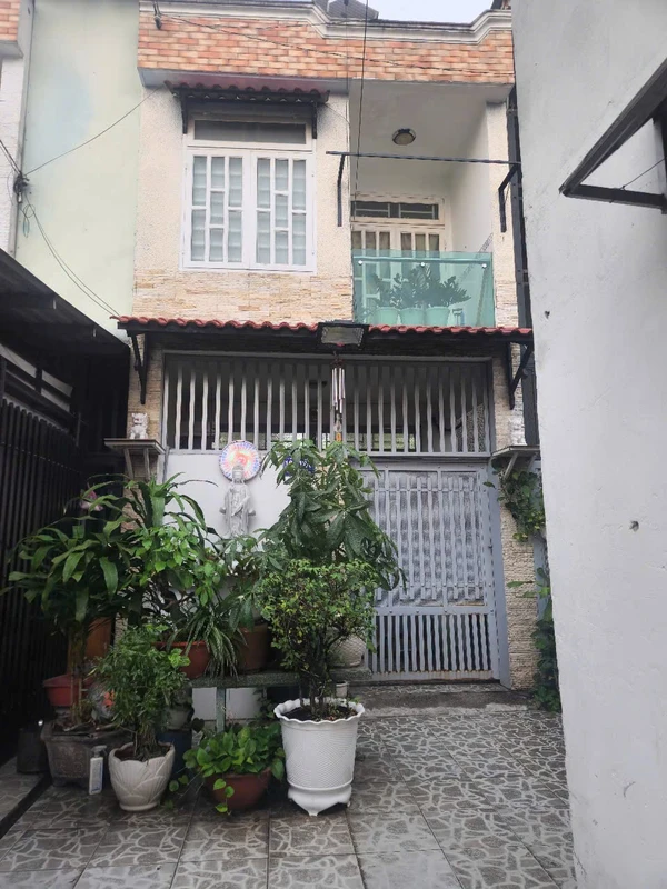 Bán nhà 2 tầng 90m2 3 phòng ngủ Dĩ An 3 tỷ