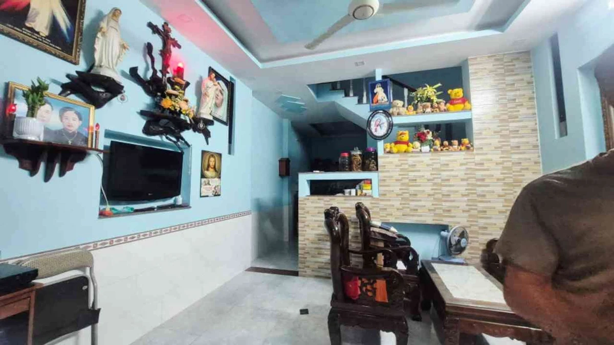 Bán nhà 1 trệt 1 lầu 59,2m², 2PN, hẻm xe hơi, sổ hồng riêng khu TL43 Quận 12 - Ảnh thu nhỏ 2
