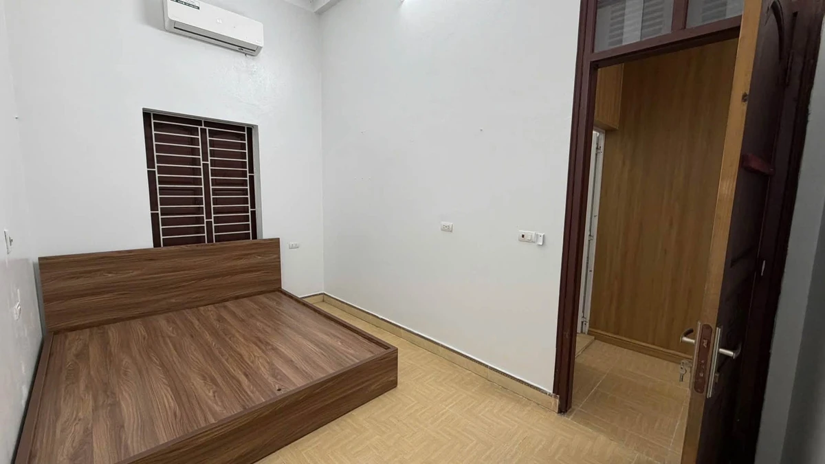 Bán nhà 2 tầng 4 phòng ngủ 68m² Quận 7 giá 2 tỷ - Ảnh thu nhỏ 5