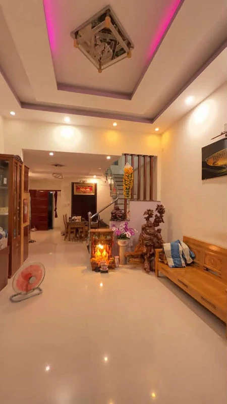 Nhà 2 tầng 100m² 3 phòng ở Quảng Ngãi gần chợ Tỉnh